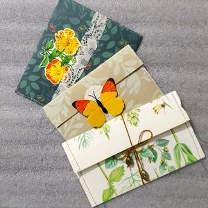 😀 HAND CRAFTED Set of three 1 notebook 2 envelopes butterfly floral